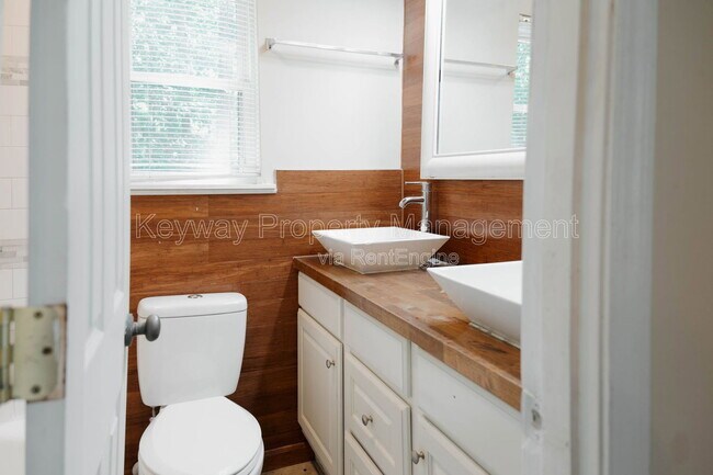 Building Photo - 2841 Pheasant Dr