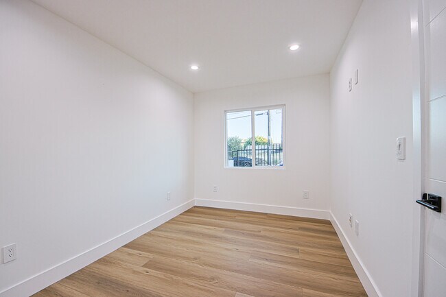 Building Photo - 4573 Triggs St