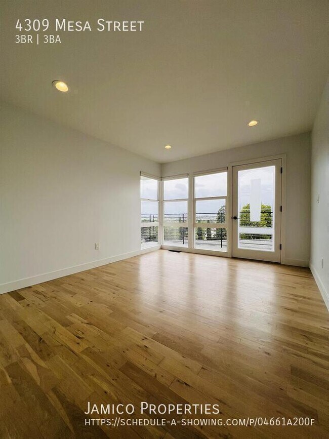 Building Photo - 4309 Mesa St