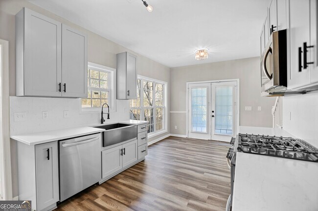 Building Photo - 204 Victoria Trace