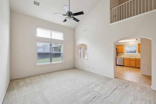 Building Photo - 904 Sally Lunn Way