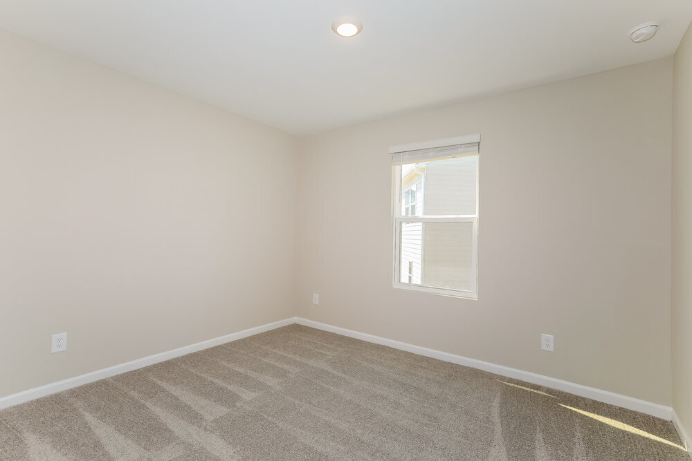 Building Photo - 637 Knightsbridge Ln