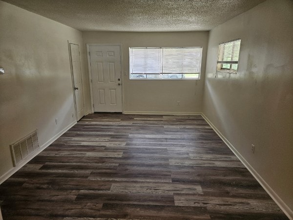 Building Photo - 1703 Larry Ave