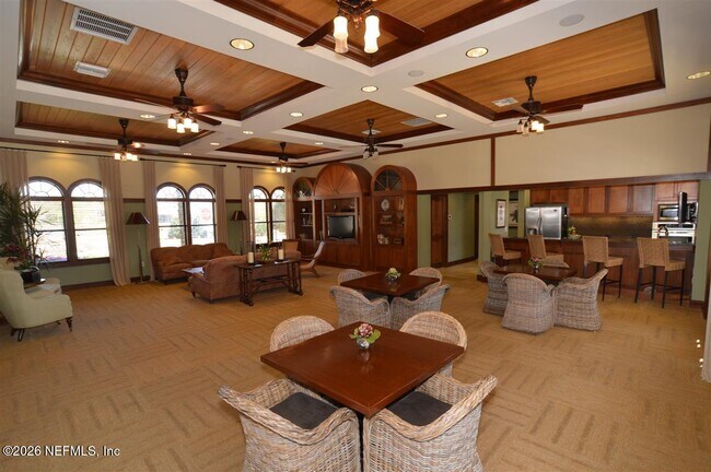 Building Photo - 180 Thornloe Dr