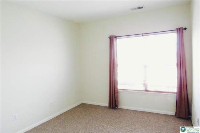 Building Photo - 929 Eden Terrace