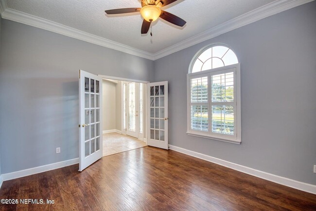 Building Photo - 1440 S Burgandy Trail