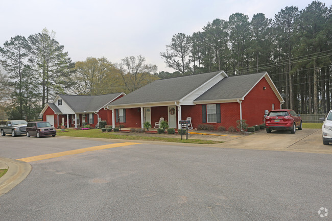 Building Photo - Countrywood Apartments