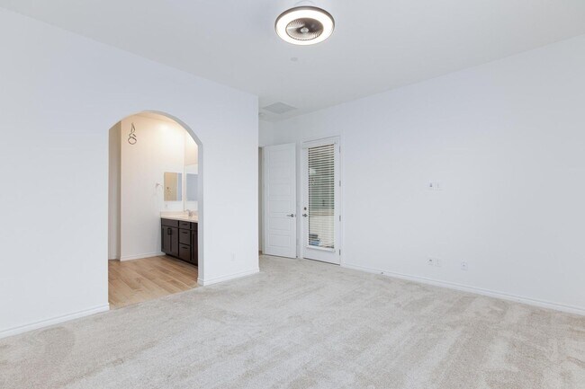 Building Photo - 55+ Guard-Gated Home – Move-In Ready