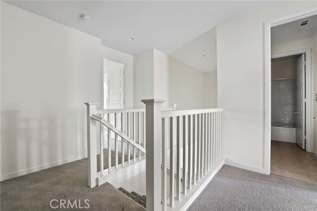 Building Photo - 216 Finch