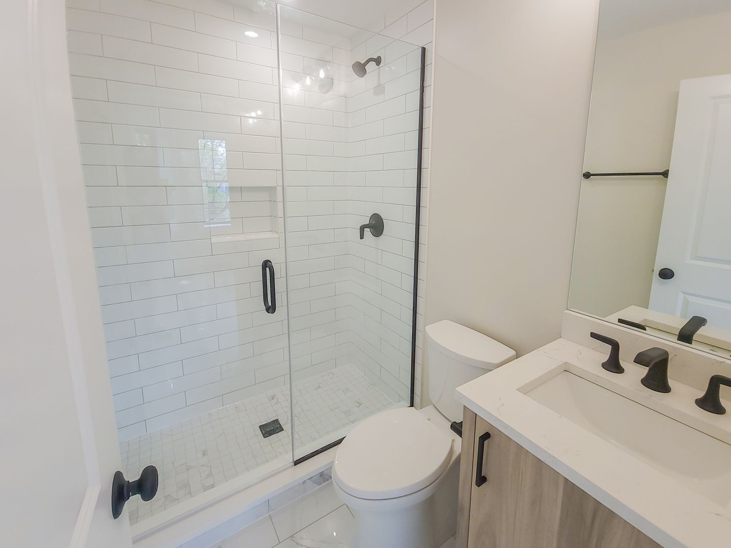 Building Photo - 4848 N Seeley Ave