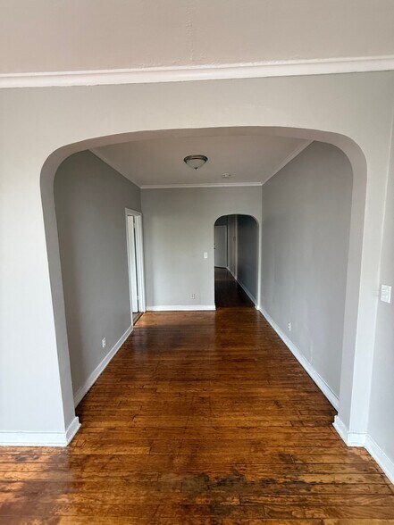 Building Photo - 276 Collins St