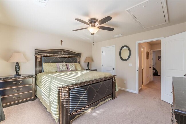 Building Photo - 4850 Haysboro Way