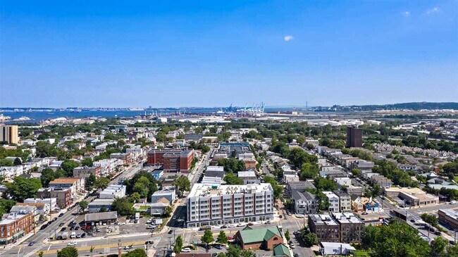 Building Photo - 1542 John F. Kennedy Blvd