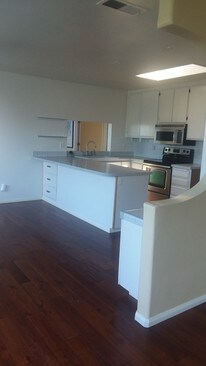 Building Photo - 1112 Buena Vista Ave