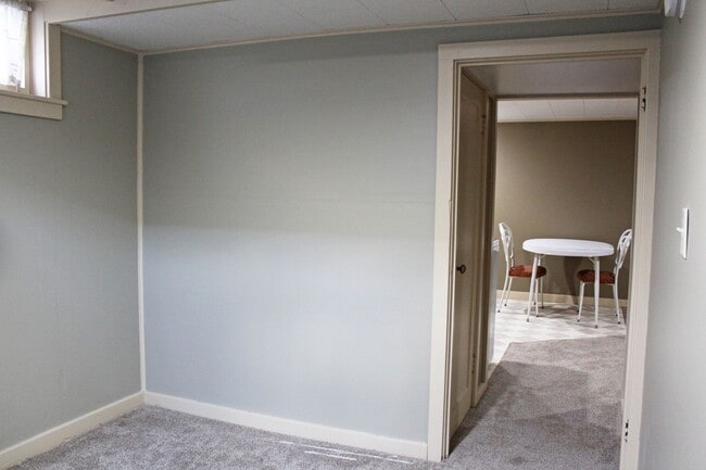 Building Photo - All utilities included in this 1-Bedroom, 1-Bath Garden-Level Apartment