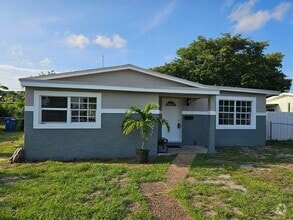 Building Photo - 2571 NW 18th Ct