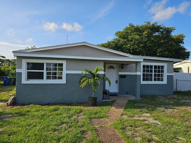 Primary Photo - 2571 NW 18th Ct