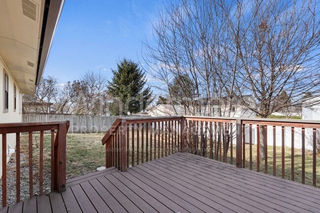 Building Photo - **Half Off first full month special** Fantastic 3-Bedroom Home In Liberty Lake