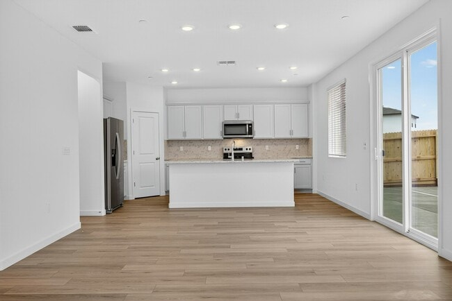 Building Photo - 5316 Allentown Wy