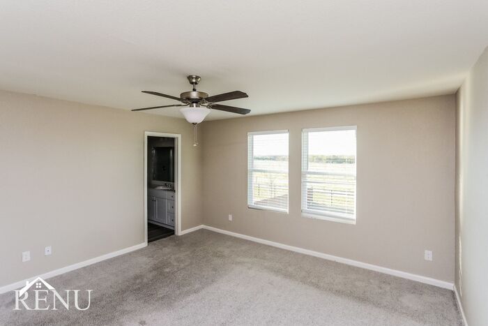 Building Photo - 6040 Mojave Dr