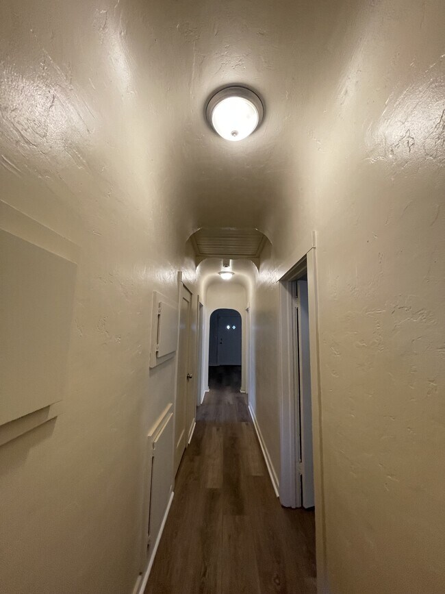 Building Photo - 1316 H St