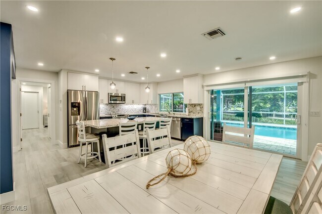 Building Photo - 5325 Mikado Ct