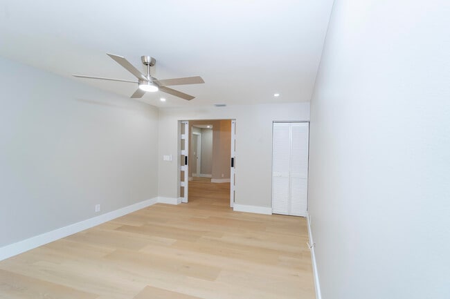 Building Photo - 6185 NW 77th Pl