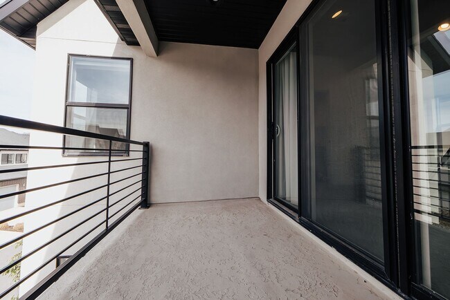 Building Photo - Stunning 4 Bedroom Home in Lehi with Great Amenities!
