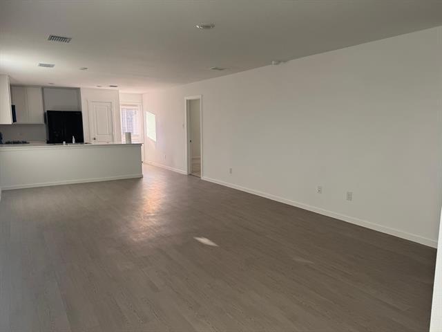 Building Photo - 7505 Fenton Pkwy