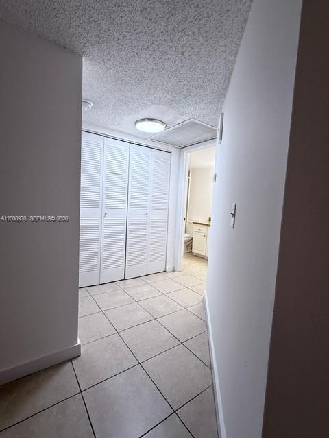 Building Photo - 8333 Lake Dr
