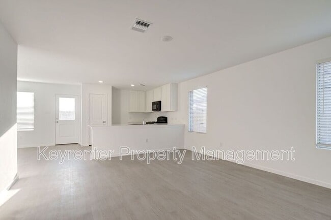 Building Photo - 12612 Huntington Rdg Wy