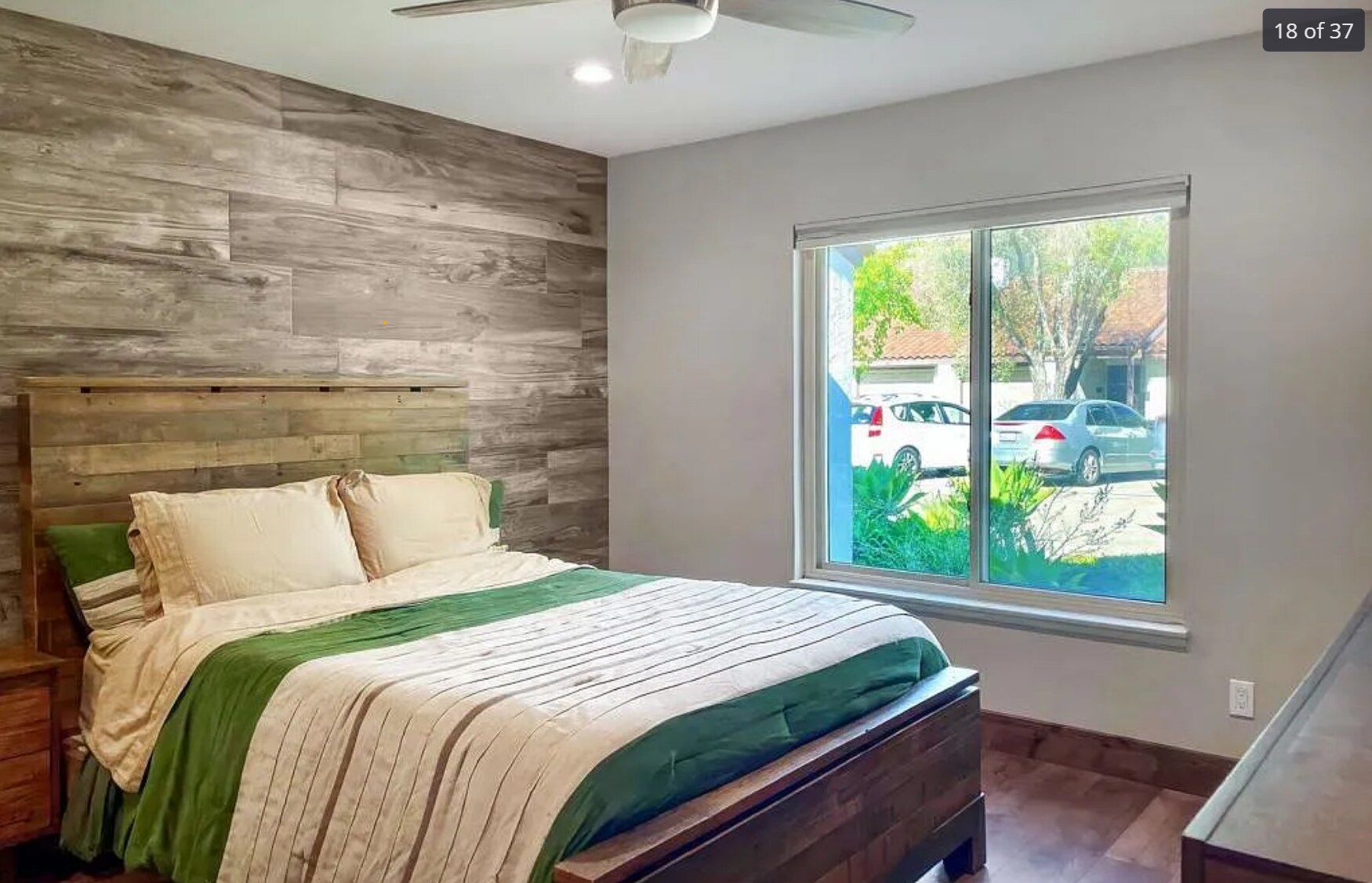 Example of furnished bedroom [does not come furnished] - 14787 Caminito Orense Oeste