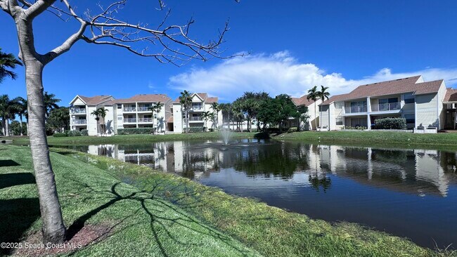 Building Photo - 1841 Island Club Dr