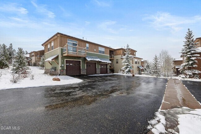 Building Photo - Fully Furnished Mountain Condo | Flexible Lease Terms | Garage Included | Fraser, CO