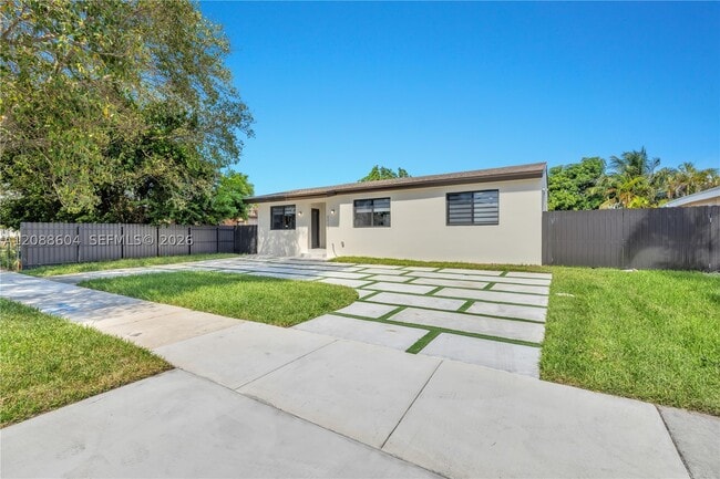 Building Photo - 6021 SW 19th St