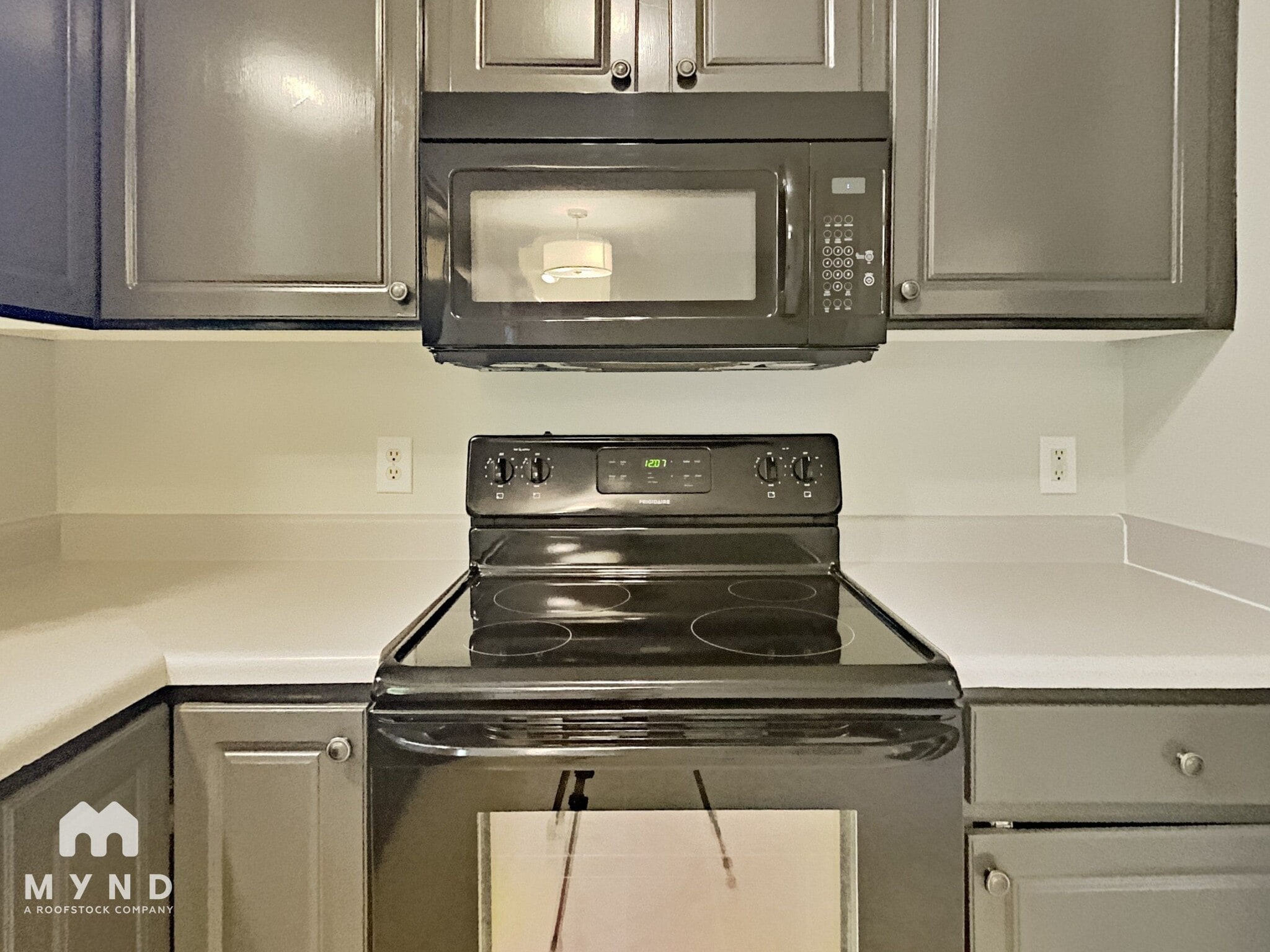 Building Photo - 112 Drew Ct