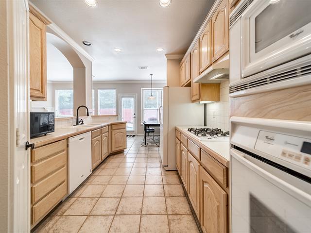 Building Photo - 3804 Black Gum Trail