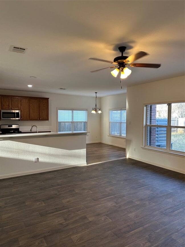 Building Photo - 2506 Grapevine Canyon Trail