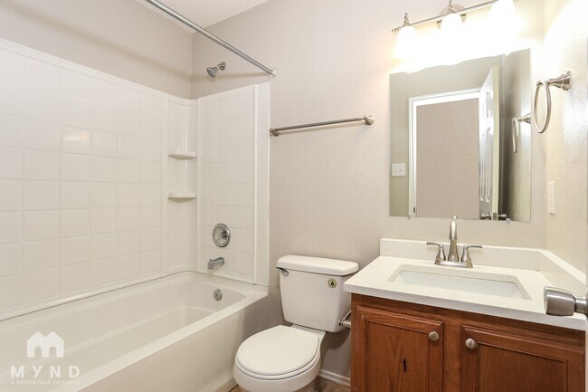 Building Photo - 1431 Windy Meadows Dr
