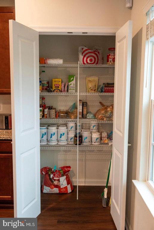 Building Photo - 9816 Cedarmass Cir