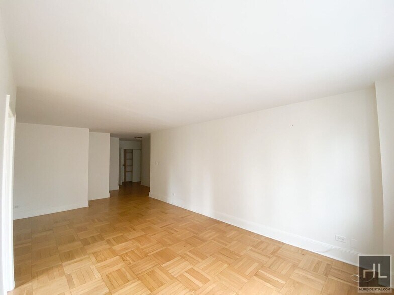 Building Photo - East 79th Street