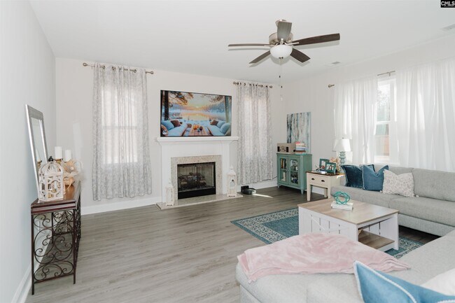 Building Photo - 106 Ellie Ln