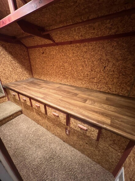 Building Photo - 5928 Fontana St