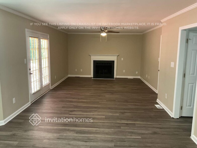 Building Photo - 8637 Hobhouse Cir