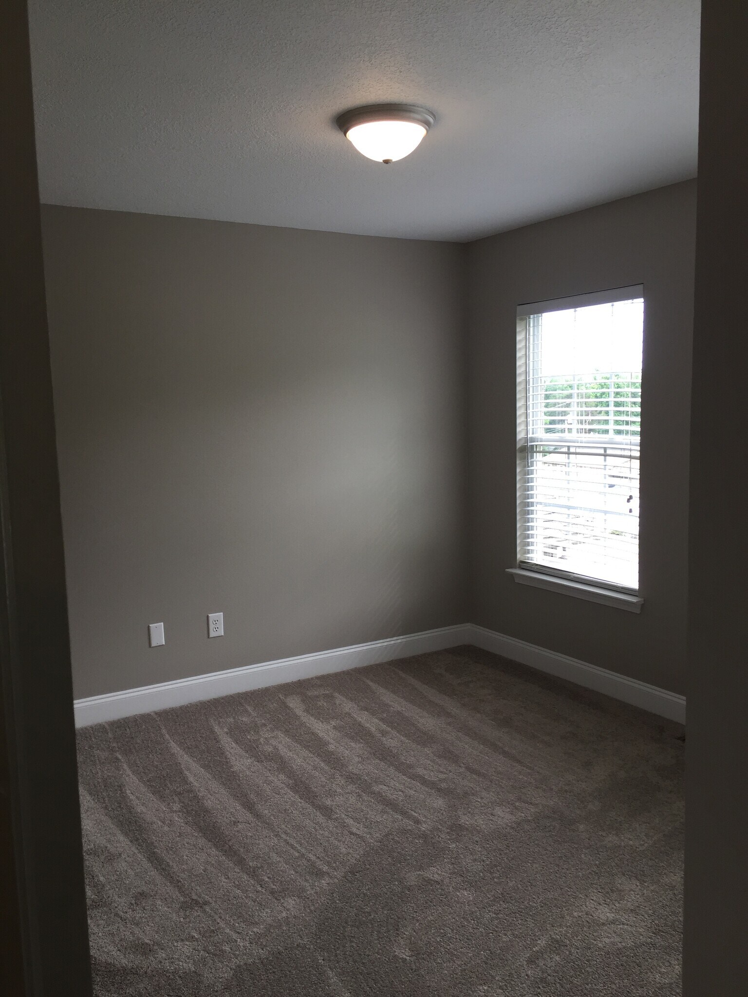 Bedroom 2 - 2B Circleview Dr