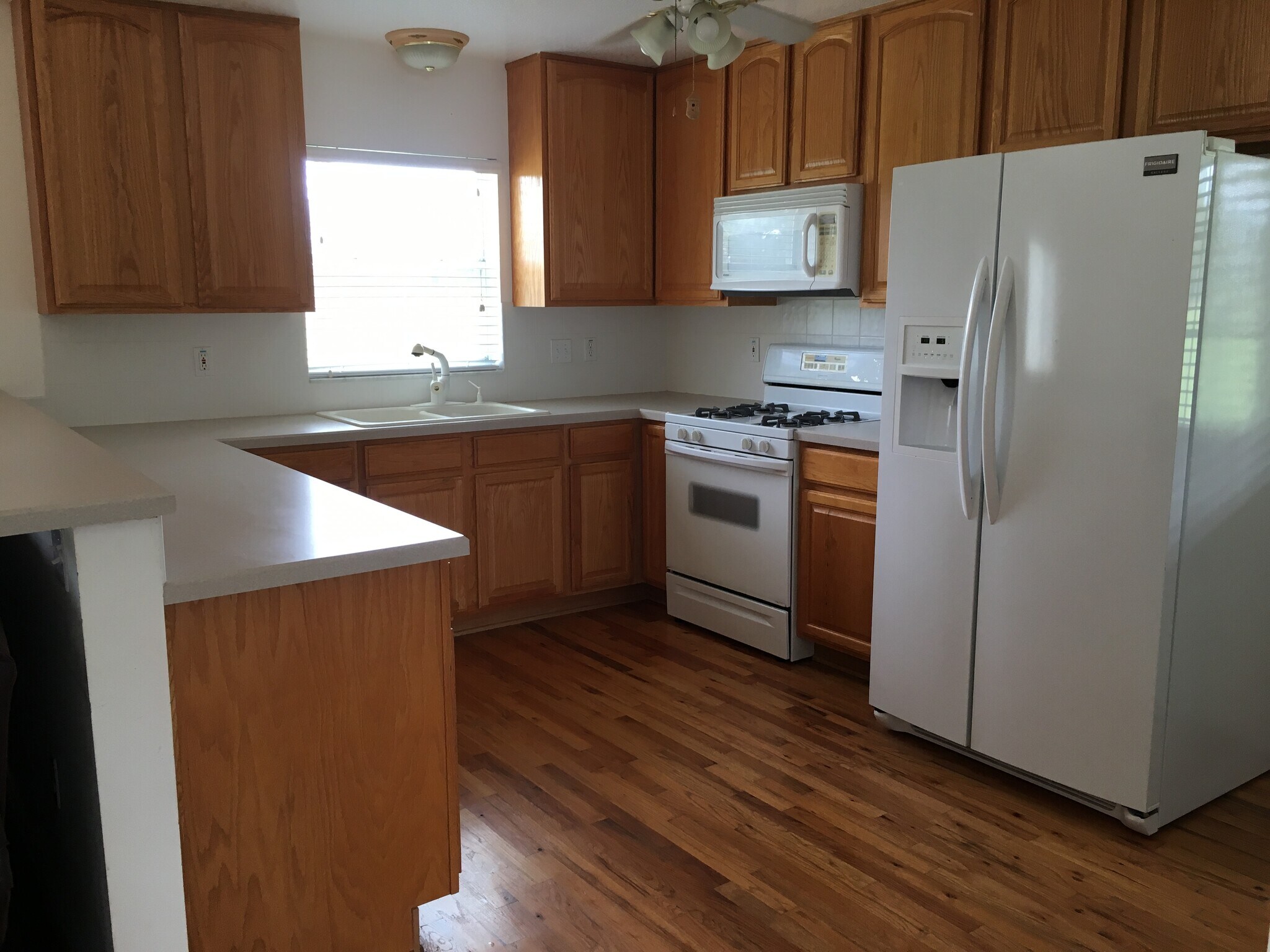 Kitchen - 20110 Ralston St