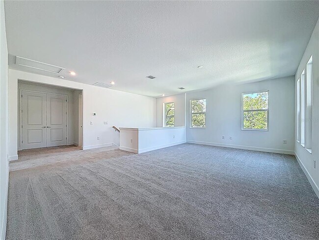 Building Photo - 4732 W Wallcraft Ave