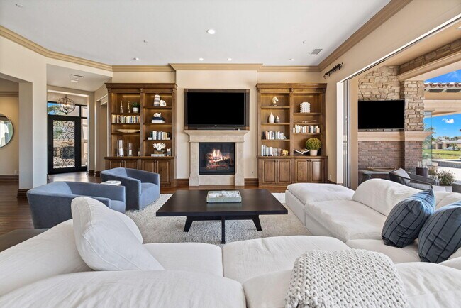 Building Photo - 75741 Via Stia