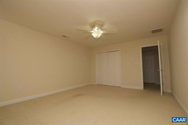 Building Photo - 121 Bryant Dr