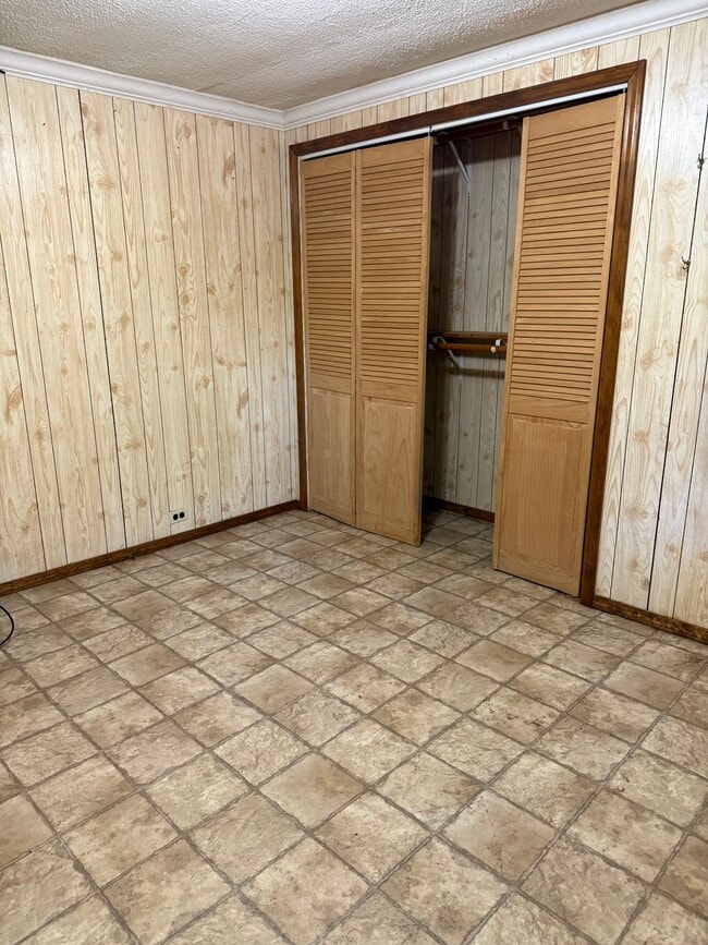 Building Photo - 1320 N Highland Ave